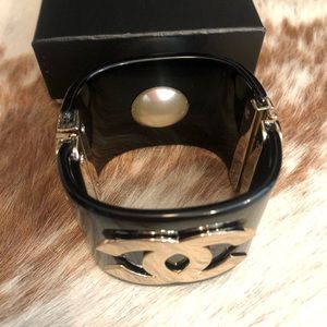 2014 Summer black resin CHANEL Cuff